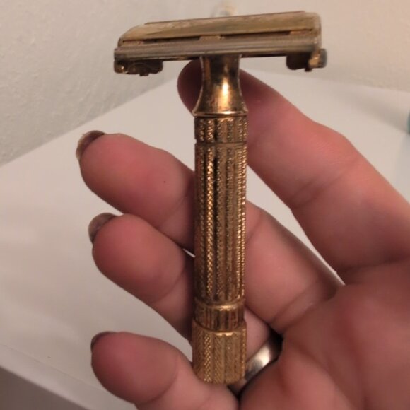 Vintage 40s 50s Gillette Aristocrat Gold Tone Double Edge Safety Razor U.S.A. - Picture 1 of 11